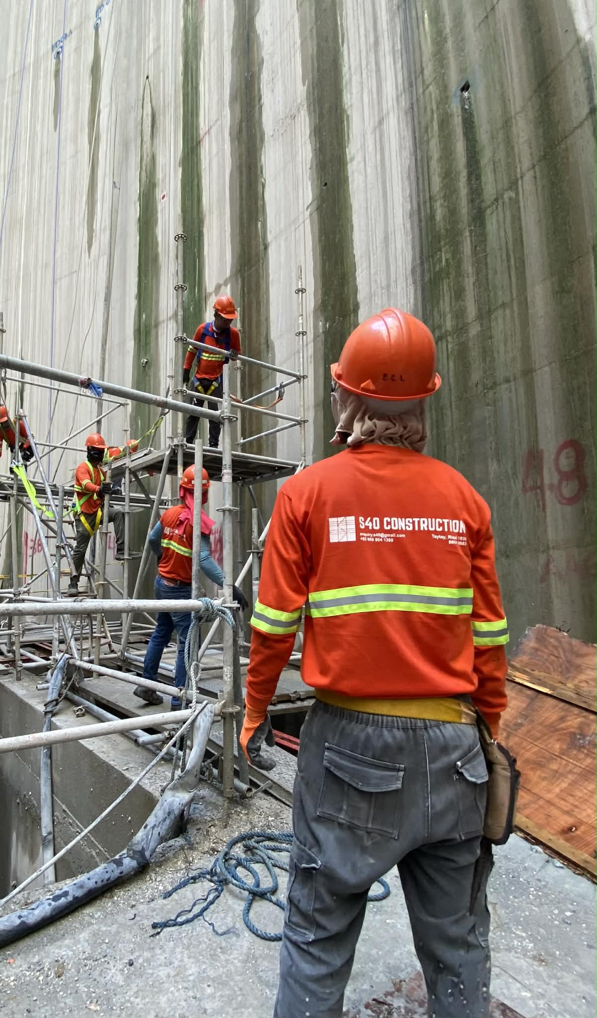 S40 Construction premium delivery scaffolding work